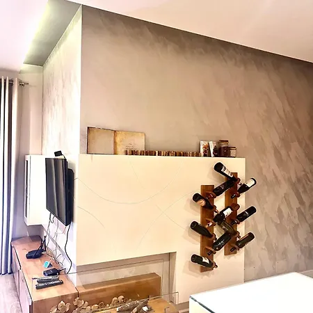 Milestone Deluxe Apartment Tirana