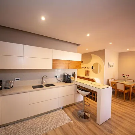 Milestone Deluxe Appartement Tirana